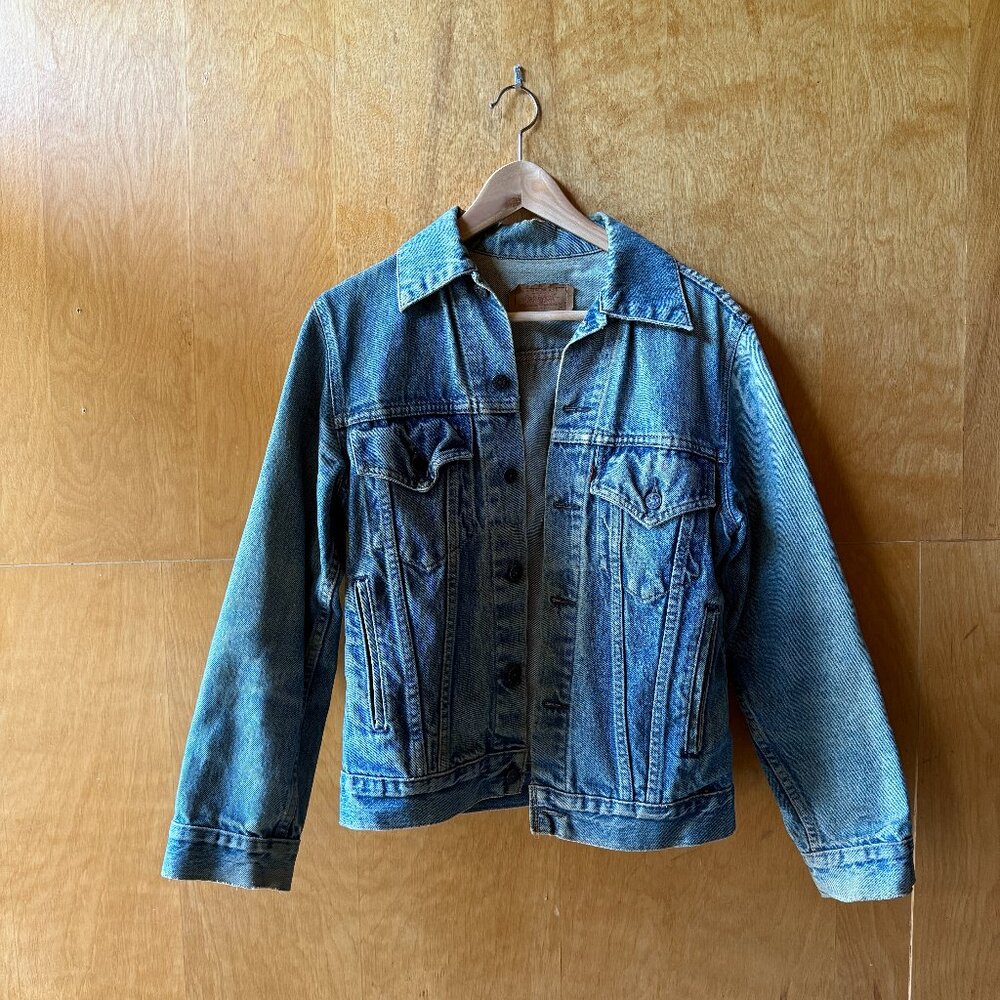 90s Men's Vintage Levi's Trucker Jacket